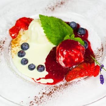 Achilles - leckere Desserts - Greek Near Me - Hanover, NI
