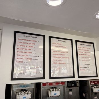 Golden Spoon - Menu - Ice Cream & Frozen Yogurt Near Me - Corona Del Mar, California Golden Spoon - Menu - Ice Cream & Frozen Yogurt Near Me - Corona Del Mar, California