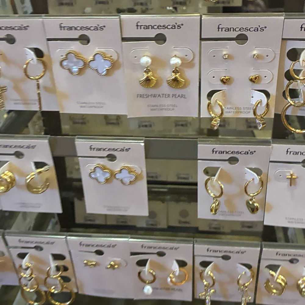 Francesca's - Women's Clothing Near Me - Lafayette, California