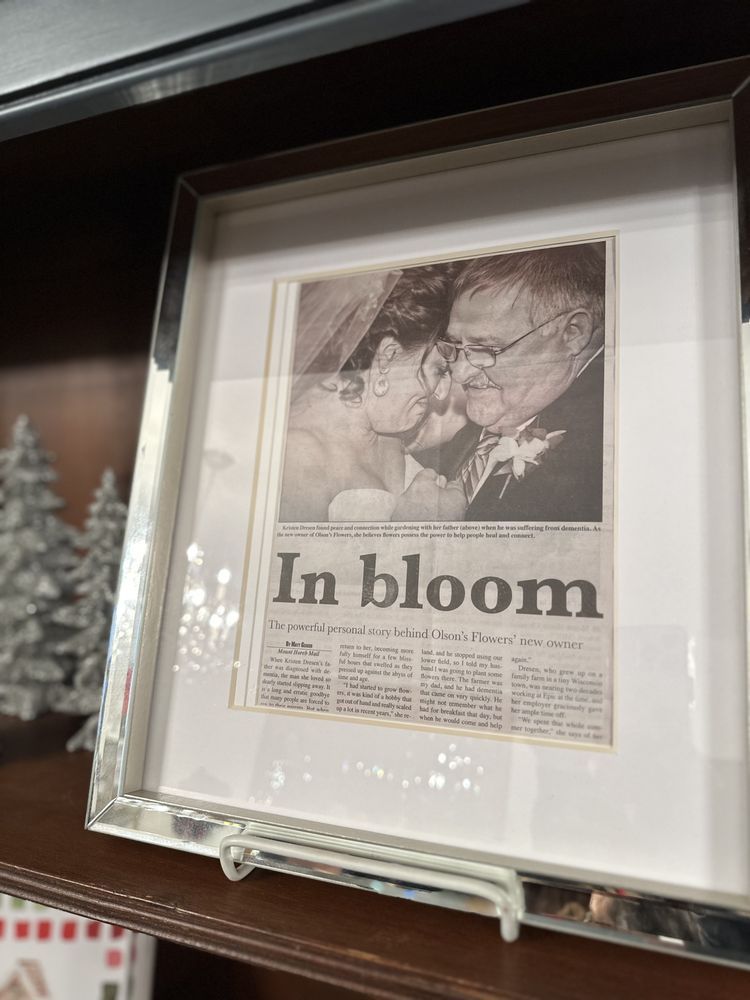 OLSON’S FLOWERS Updated July 2024 68 Photos 214 E Main, Mount