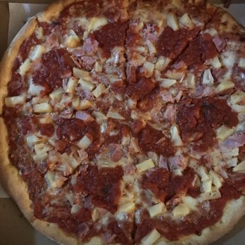 Carmine's Pizzeria - The Hawaiian with extra sauce! - Pizza Near Me - Brooklyn, New York