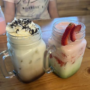 Maria's Brunch - Oreo and matcha lattes - Breakfast & Brunch Near Me - Metuchen, New Jersey