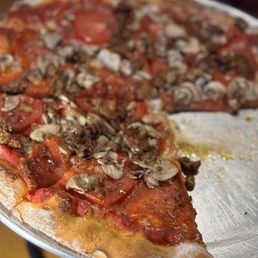 LOUEDDIE’S PIZZA - Updated October 2025 - 1178 Photos & 1751 Reviews
