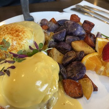 Sweet Maple - Traditional Eggs Benedict - American Near Me - San Francisco, California Sweet Maple - Traditional Eggs Benedict - American Near Me - San Francisco, California