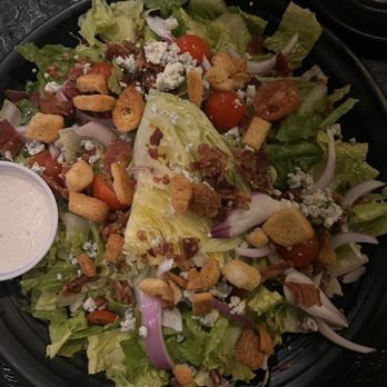 Sage & Barrel Craft Eatery - Sage & Barrel Wedge Salad - Seafood Near Me - Queen Creek, Arizona