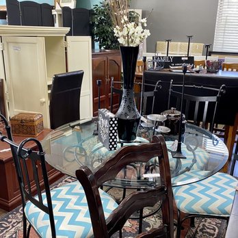 Design On A Dime - An extra room full - Furniture Stores Near Me - Saint Charles, Missouri Design On A Dime - An extra room full - Furniture Stores Near Me - Saint Charles, Missouri