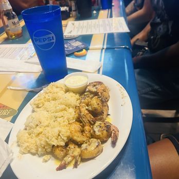 Hurricane Grill & Wings - Island Grilled Shrimp with rice - Chicken Wings Near Me - Fleming Island, Florida Hurricane Grill & Wings - Island Grilled Shrimp with rice - Chicken Wings Near Me - Fleming Island, Florida