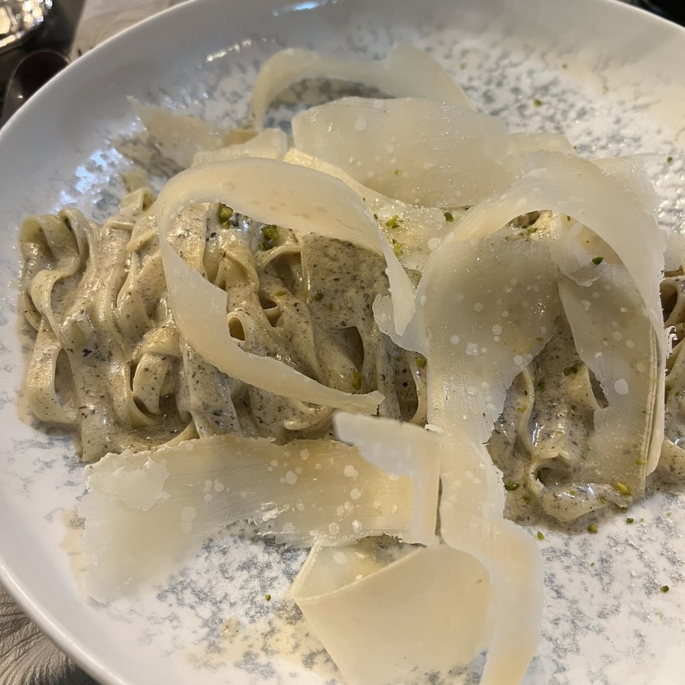 La Cucina - Pesto pasta - Italian Near Me - Nice, 06
