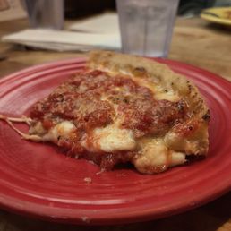 Large - Deep Dish Chicago Classic Large - Deep Dish Chicago Classic