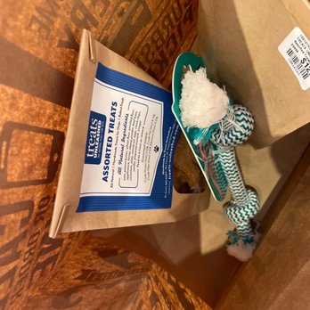 Treats Unleashed - Omiyage for the one left behind - Pet Stores Near Me - St. Louis, Missouri Treats Unleashed - Omiyage for the one left behind - Pet Stores Near Me - St. Louis, Missouri