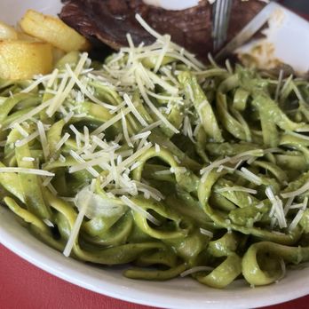 Fusion Peru - Steak and pasta dish - Food Trucks Near Me - College Station, Texas Fusion Peru - Steak and pasta dish - Food Trucks Near Me - College Station, Texas