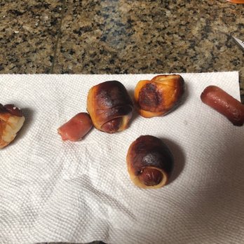 Auntie Anne's - Nothing like burnt pretzels. - Pretzels Near Me - Midland, Texas Auntie Anne's - Nothing like burnt pretzels. - Pretzels Near Me - Midland, Texas