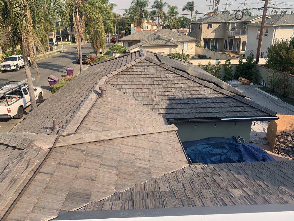 Slide of A's Roofing