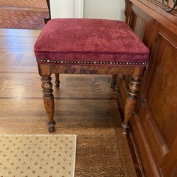 Yi's Upholstery Interiors & Fabrics