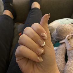 Queen Pearl Nails - Nails