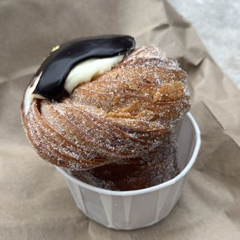 Supermoon Bakehouse - Ferrero Rocher Cruffin - Bakeries Near Me - New York, New York