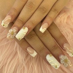 Nail Glamour