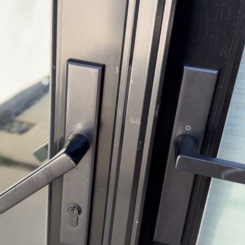 Lincoln Windows & Patio Doors - can't close or lock the door. - Windows Installation Near Me - Merrill, Wisconsin Lincoln Windows & Patio Doors - can't close or lock the door. - Windows Installation Near Me - Merrill, Wisconsin