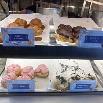 Beard Papa's Castro Valley - Window - Desserts Near Me - Castro Valley, California