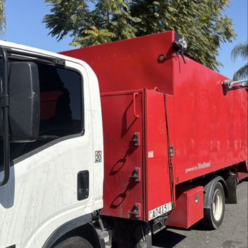 El Segundo - THE NEW JUNK MAMBA TRUCK (color change real soon!) - Junk Removal & Hauling Near Me - El Segundo, California