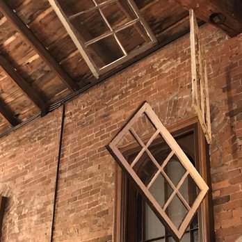 Morluski's - Inside - Wine Bars Near Me - Clarence, New York