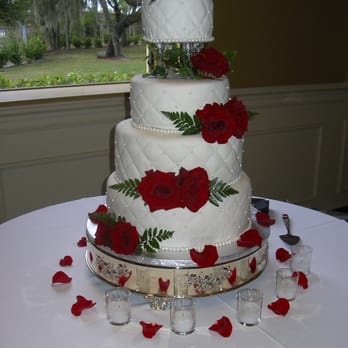 Custom Cake Studio - a wedding cake with red roses - Custom Cakes Near Me - Orlando, Florida Custom Cake Studio - a wedding cake with red roses - Custom Cakes Near Me - Orlando, Florida