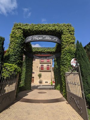 Bodegas La Rioja Alta, S.A. by null