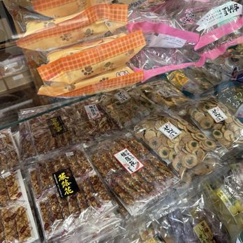 Fugetsu-Do - Candy Stores Near Me - Los Angeles, California