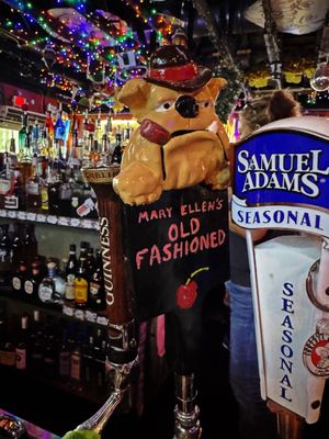 Mary Ellen's Bar & Restaurant by null