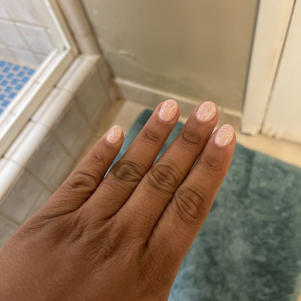 I asked for SUPER short glitter ombré and Frances delivered exactly what I wanted as usual  THANK YOU!