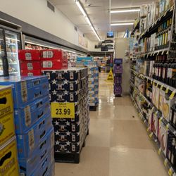 Kroger - Kroger, 1555 Wayne Ave, Dayton
