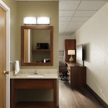 Garner Hotel - newly renovated guest room - Hotels Near Me - Butte, Montana Garner Hotel - newly renovated guest room - Hotels Near Me - Butte, Montana