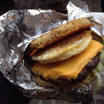 Greenwich Market - Pimp my ramen beef ramen burger - Public Markets Near Me - London, XGL