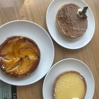 Sugar & Cream Cafe - Bakeries Near Me - Los Alamos, New Mexico