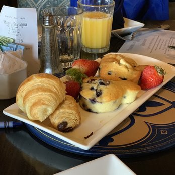 Cinderella Castle - Moist Mickey shaped Blueberry muffins, fresh strawberries, crispy plain croissants, crispy chocolate croissants. - Amusement Parks Near Me - Orlando, Florida