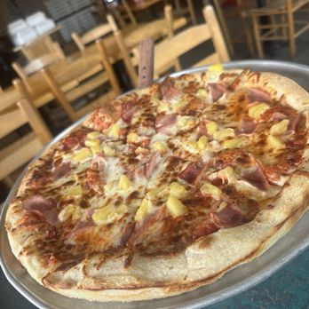 Dare Devil's Pizzeria - Hawaiian Pizza - Pizza Near Me - Kill Devil Hills, North Carolina Dare Devil's Pizzeria - Hawaiian Pizza - Pizza Near Me - Kill Devil Hills, North Carolina