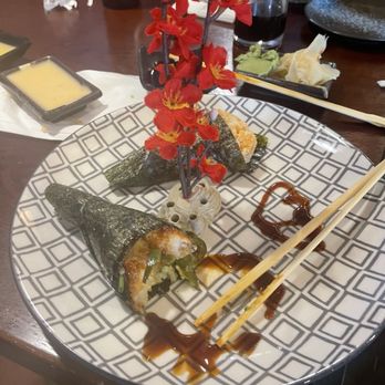 Momiji Sushi House - Mexican/Spicy tuna hand roll - Sushi Bars Near Me - Spring Hill, Florida Momiji Sushi House - Mexican/Spicy tuna hand roll - Sushi Bars Near Me - Spring Hill, Florida