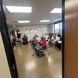 No more seats available more than 15 people standing in the waiting room