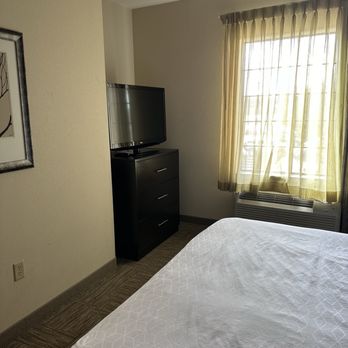 Staybridge Suites Amarillo-Western Crossing - TV in separate bedroom - Hotels Near Me - Amarillo, Texas Staybridge Suites Amarillo-Western Crossing - TV in separate bedroom - Hotels Near Me - Amarillo, Texas