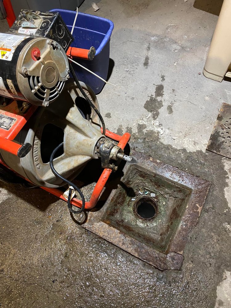 Slide of DeMonte Contracting