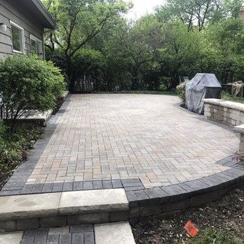 Paver Care - New UNILOCK Hollandstone patio - Masonry/Concrete Near Me - La Grange, Illinois