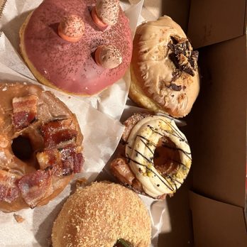 Friendly Donuts - Donuts Near Me - Orange, California