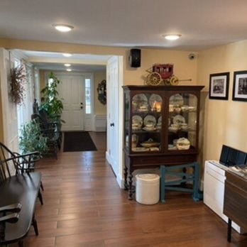 Country View Restaurant - Entranceway - Breakfast & Brunch Near Me - Brooklyn, Connecticut Country View Restaurant - Entranceway - Breakfast & Brunch Near Me - Brooklyn, Connecticut