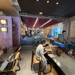 Urban Coffee Roaster - Ambiance