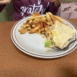 The Dogwood Cafe - Chicken wrap