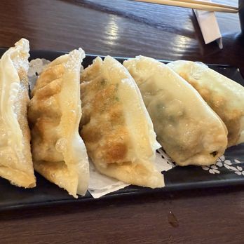Nigiri Sushi - Fried Gyoza - Sushi Bars Near Me - Franklin Lakes, New Jersey