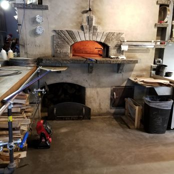 Folino's Pizza - Pizza Near Me - Shelburne, Vermont
