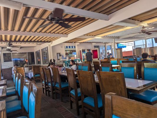 Pacific Diner by null