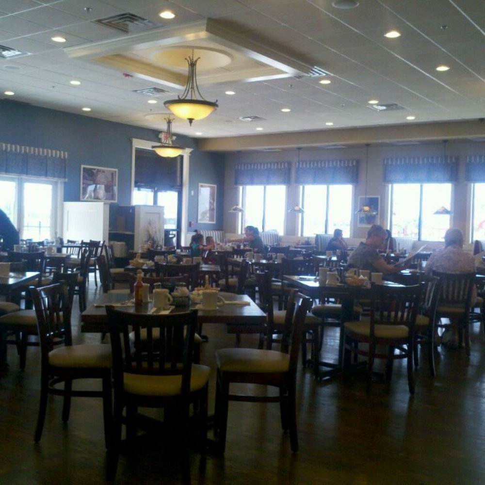 Southern Belle's - Inside of restaurant - New American Near Me - Plainfield, Illinois Southern Belle's - Inside of restaurant - New American Near Me - Plainfield, Illinois