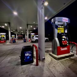 Smith's Fuel Center - Well lighted pumps with lots of rows of pumps